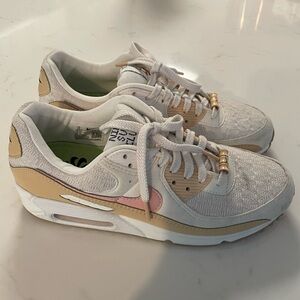 Nike Air Max 90 SE Women's